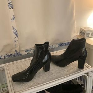 Etienne Aigner spectator -style dress boots